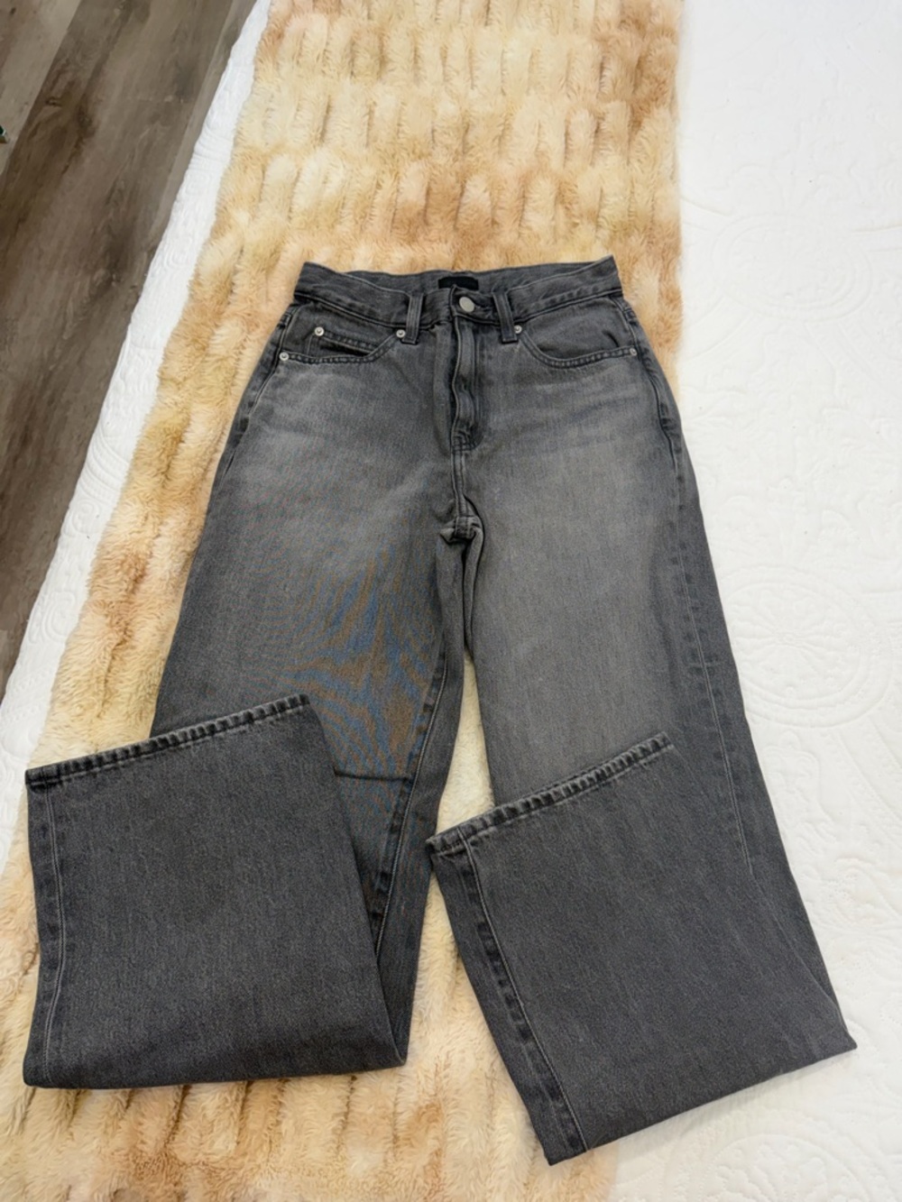 Uniqlo wide leg washed grey baggy jeans 🩶
